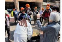 昼食時にポトフを提供-s 昼食時にポトフを提供-s